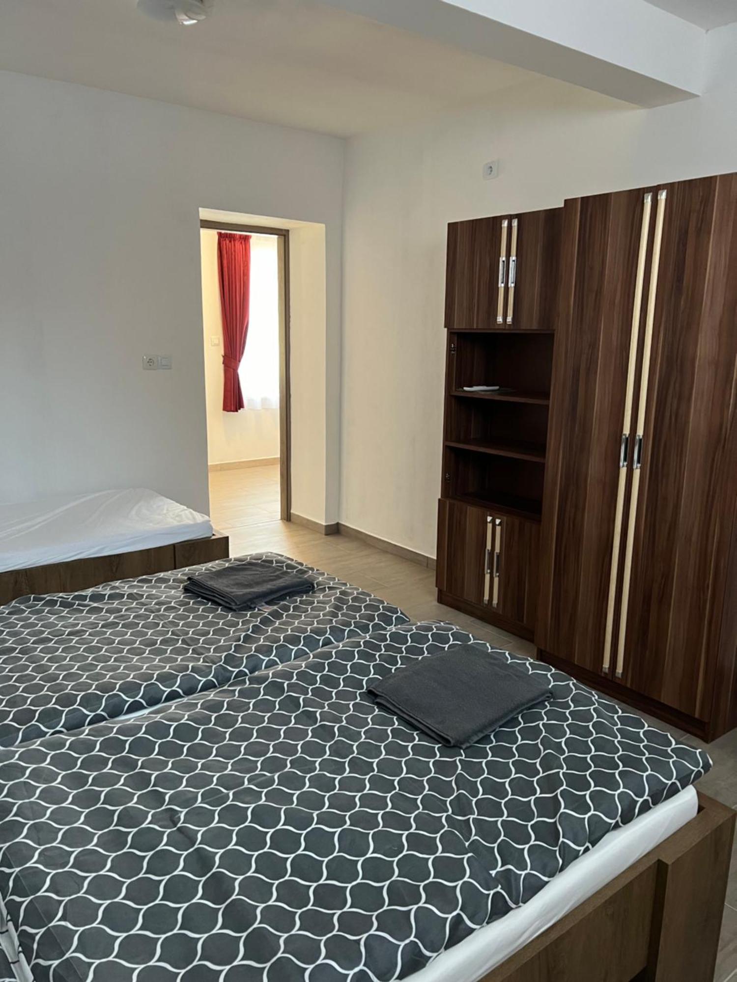 Helga Apartman Makó Exterior foto